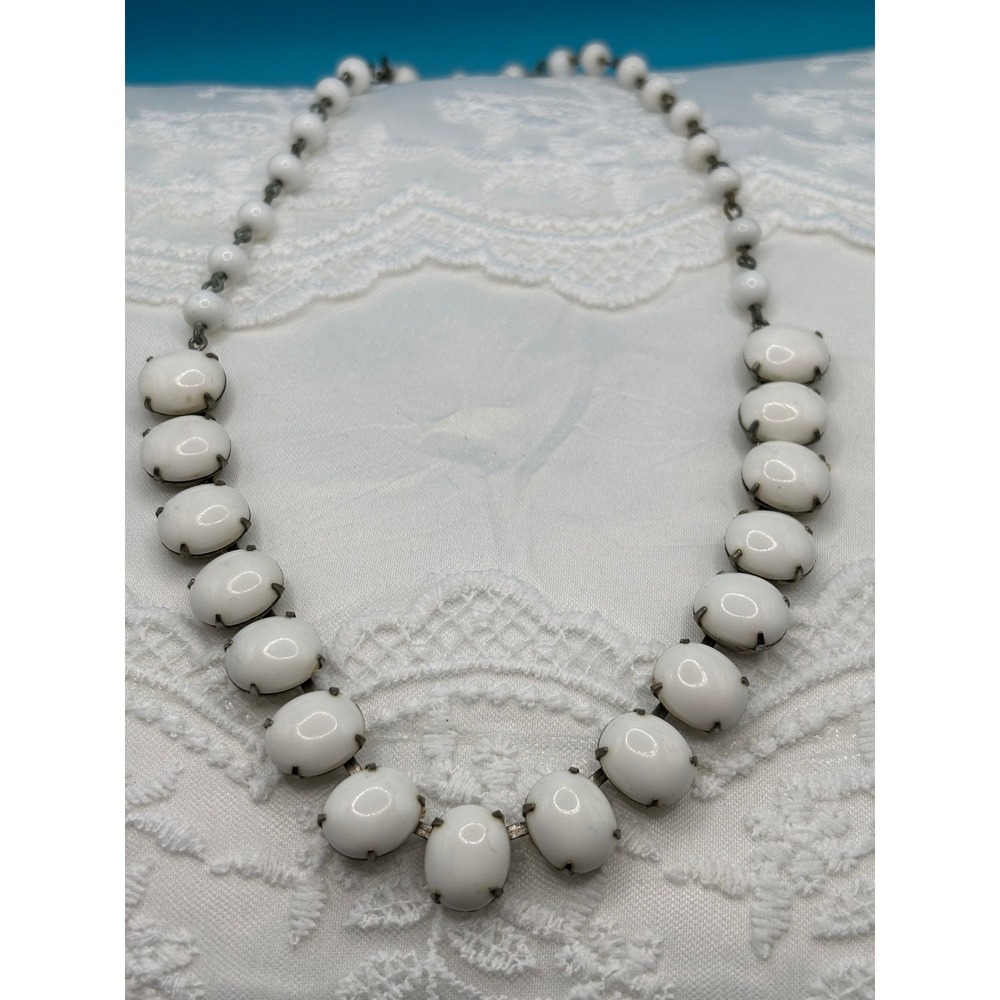 Vintage White Plastic Oval Beaded Necklace Extender Chain Charm READ - Picture 5 of 8